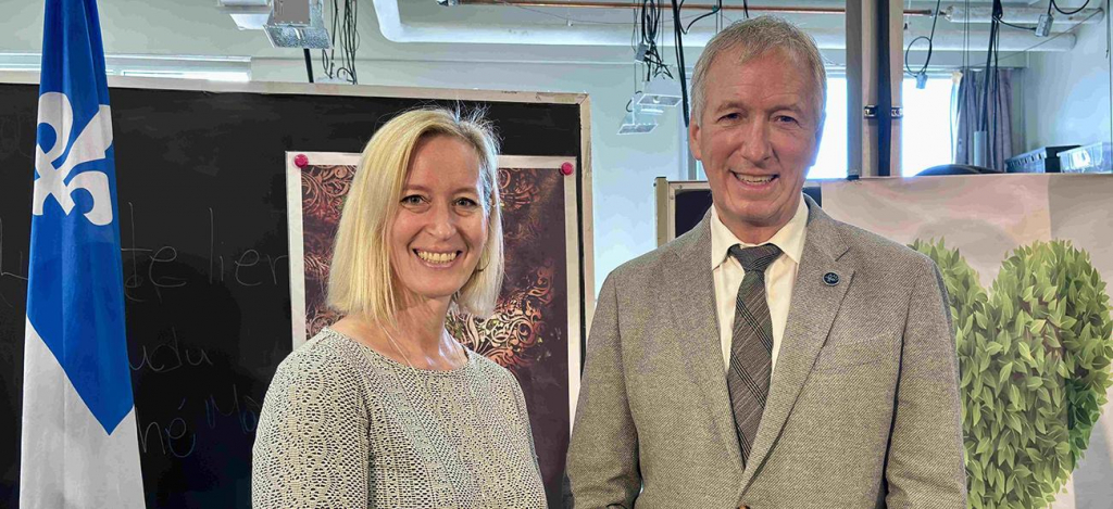 Crédit photo : ITHQ | De gauche à droite : Madame Mélanie Bergeron, directrice du Centre d’expertise et monsieur André Lamontagne, ministre de l’Agriculture, des Pêcheries et de l’Alimentation et ministre responsable de la région du Centre-du-Québec